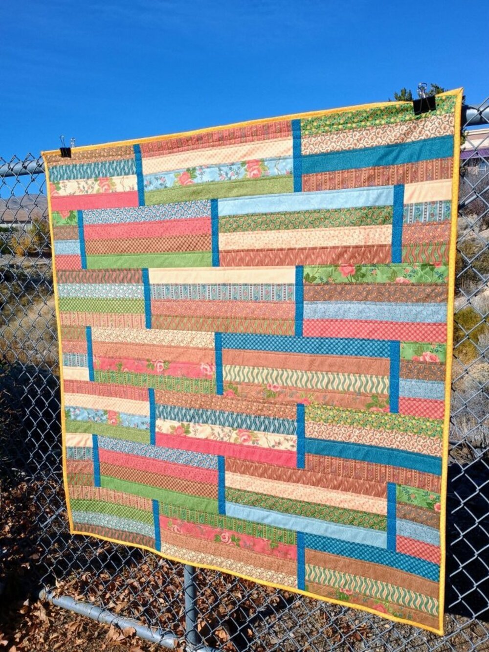 BN COTTON JELLY ROLL QUILT UNIQUE DESIGN BROWN BRICK BLUE GREEN TEAL